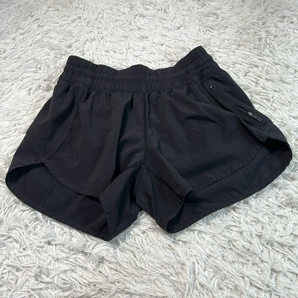 Lululemon Tracker Short V *4